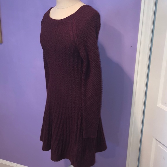 Hollister burgundy sweater dress - Picture 2 of 5